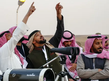 تحري هلال شوال 1447 في السعودية.. دليل عملي لمتابعة أهم لحظة قبل العيد