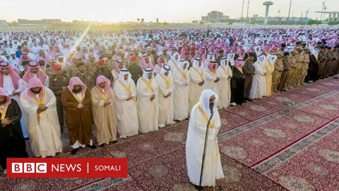 عطلة طويلة بانتظارك.. تعرّف على مواعيد إجازة عيد الفطر 2026 في السعودية لجميع القطاعات