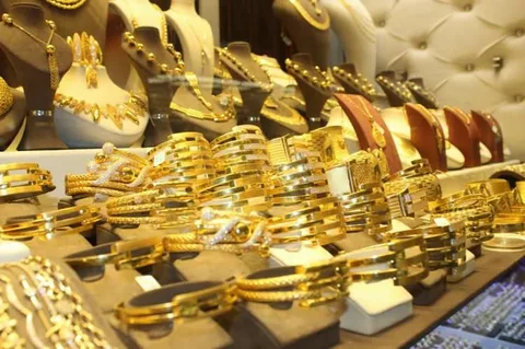قفزة مفاجئة في أسعار الذهب بالعراق اليوم الاثنين 2 مارس 2026.. كم بلغ مثقال عيار 21 في سوق الصاغة؟