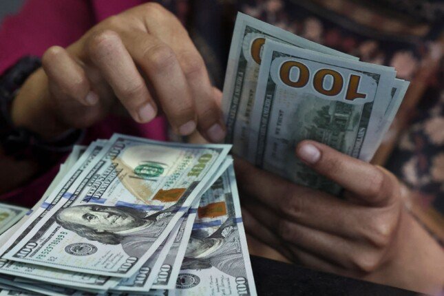 قفزة جديدة في سعر الدولار اليوم الأربعاء 4 مارس 2026.. تعرف على أحدث الأسعار في البنوك والصرافات