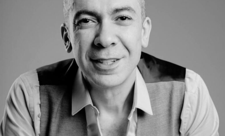 من هو ضياء العوضي