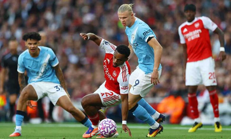 صراع القمة يشتعل.. آرسنال يتمسك بالصدارة ومانشستر سيتي يطلق سلاح مرموش لحسم اللقب