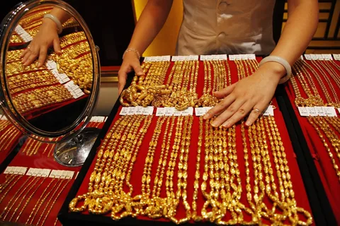 عيار 21 يفاجئ الأسواق اليوم.. أسعار الذهب في محلات الصاغة الأحد 26 أبريل 2026 بعد التراجع الأخير