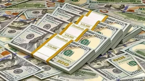 هبوط مفاجئ في سعر الدولار اليوم الأحد 19 أبريل 2026 يربك الأسواق