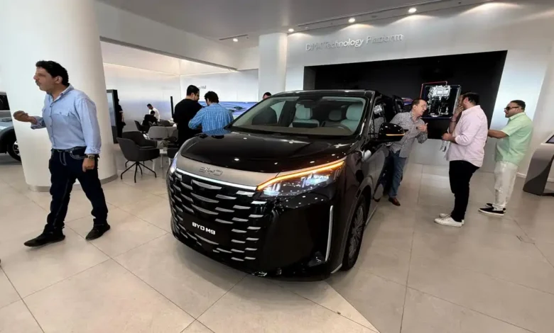 ظهور BYD M9 DM-i في مصر يشعل السوق.. مدى قيادة ضخم وتجهيزات فاخرة VIP