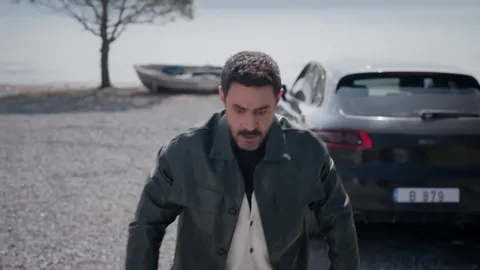 نجم في مأزق صادم.. أحداث الحلقة 74 من مسلسل ليل تشعل الجدل