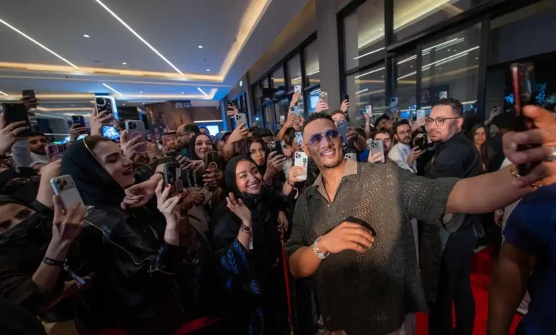 ظهور محمد رمضان في عرض أسد بالرياض يثير تفاعلاً واسعاً.. تفاصيل تكشف لأول مرة
