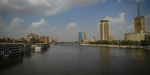 تقلبات مفاجئة في طقس الأحد.. انخفاض الحرارة وتحذيرات رسمية للمواطنين