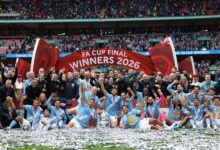 مانشستر سيتي يتوّج بكأس الاتحاد الإنجليزي وسط احتفالات تاريخية بعد الفوز على تشيلسي – صور وفيديو