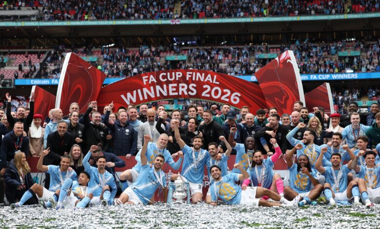 مانشستر سيتي يتوّج بكأس الاتحاد الإنجليزي وسط احتفالات تاريخية بعد الفوز على تشيلسي – صور وفيديو