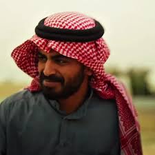سعد بن متلع العتيبي السيرة الذاتية الكاملة.. قصة “المايك الذهبي” ومسيرة النجاح والعزاء في والده