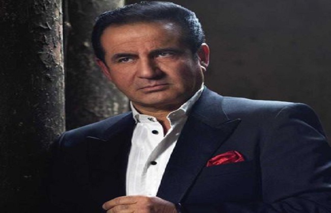 حالة الفنان محمد ثروت الصحية تثير القلق والجمهور يطالب بالدعاء له
