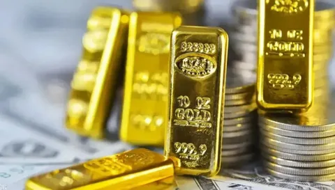 أسعار الذهب والنفط اليوم.. الذهب يتراجع بقوة والنفط يقفز مع تصاعد الأحداث في الشرق الأوسط