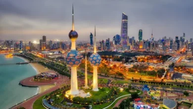 الكويت تعتمد الدوام الصيفي المرن 2026 وتخفيض ساعات العمل مع مزايا وتسهيلات جديدة للموظفين في القطاع الحكومي والخاص