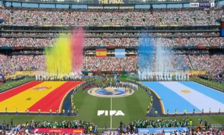 مشاهد صادمة بعد نهائي كأس العالم 2026.. اشتباك لاعبي الأرجنتين مع أبطال إسبانيا يشعل الملعب