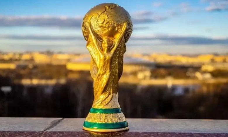 تعرف على وزن كأس العالم الأصلي.. أين توجد النسخة الذهبية؟