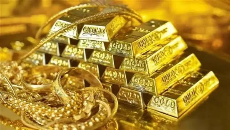 هبوط مفاجئ في أسعار الذهب اليوم مع ارتفاع النفط عقب تصاعد التوترات وإغلاق مضيق هرمز