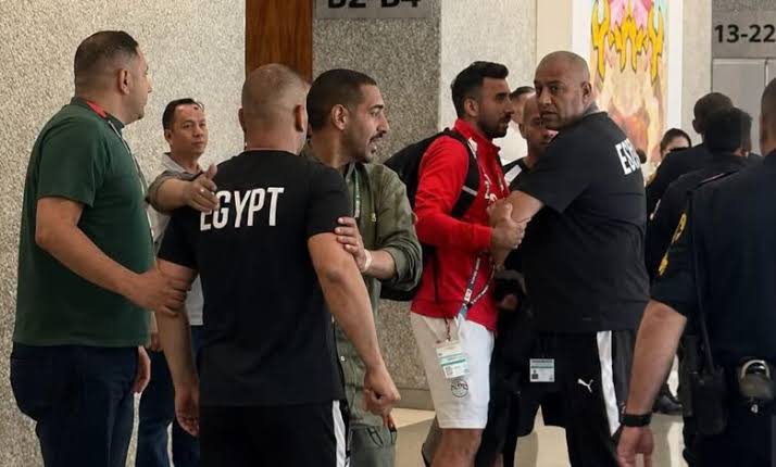 تفاصيل مشادة إبراهيم حسن مع أفراد الأمن في فندق إقامة منتخب مصر.. ماذا حدث؟